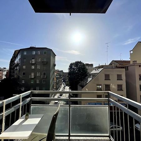 Elegante Appartamento Milano Linate Exteriör bild