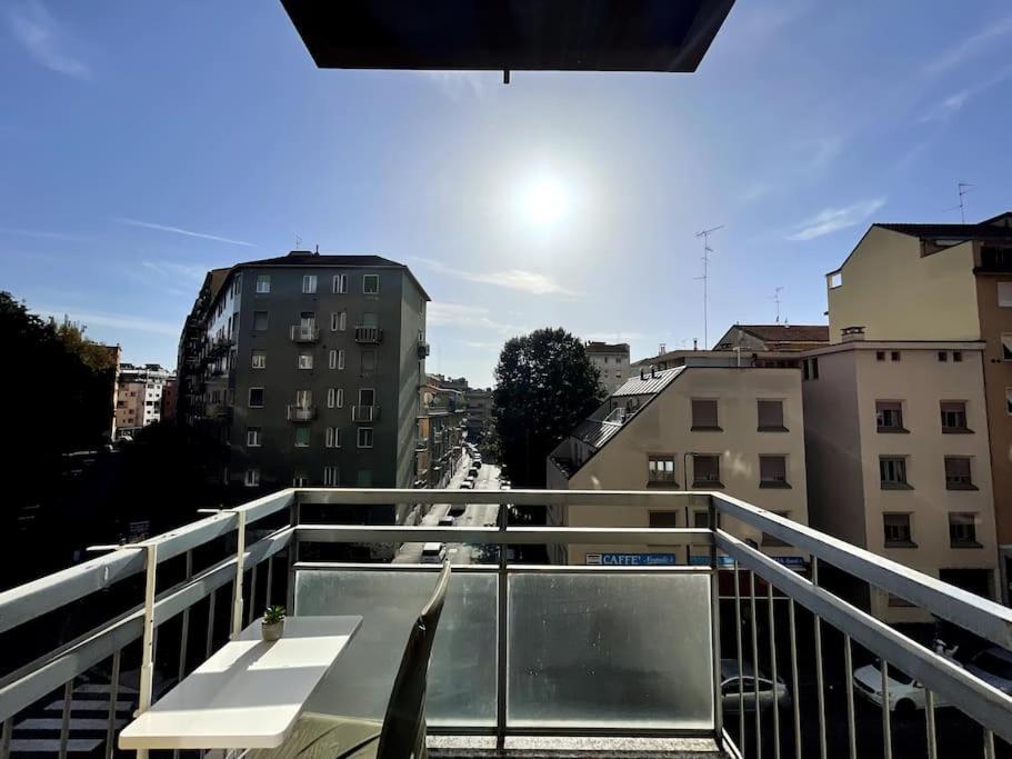 Elegante Appartamento Milano Linate Exteriör bild