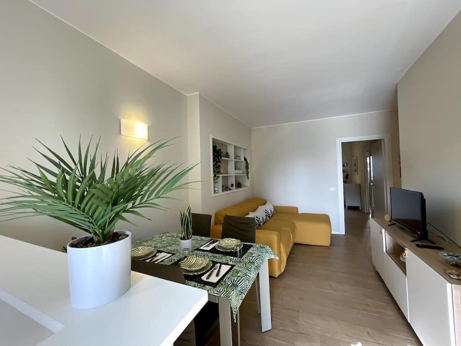 Elegante Appartamento Milano Linate Exteriör bild